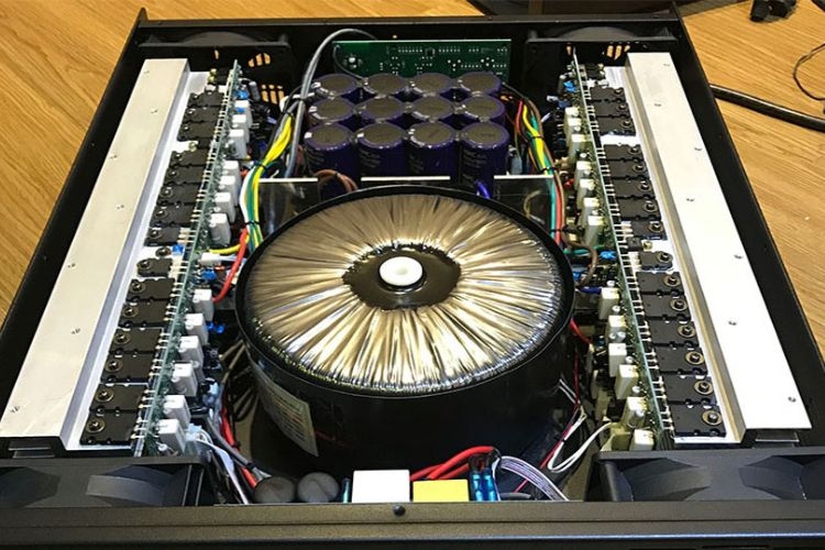 Cấu tạo của cục đẩy công suất gồm những thành phần nào?